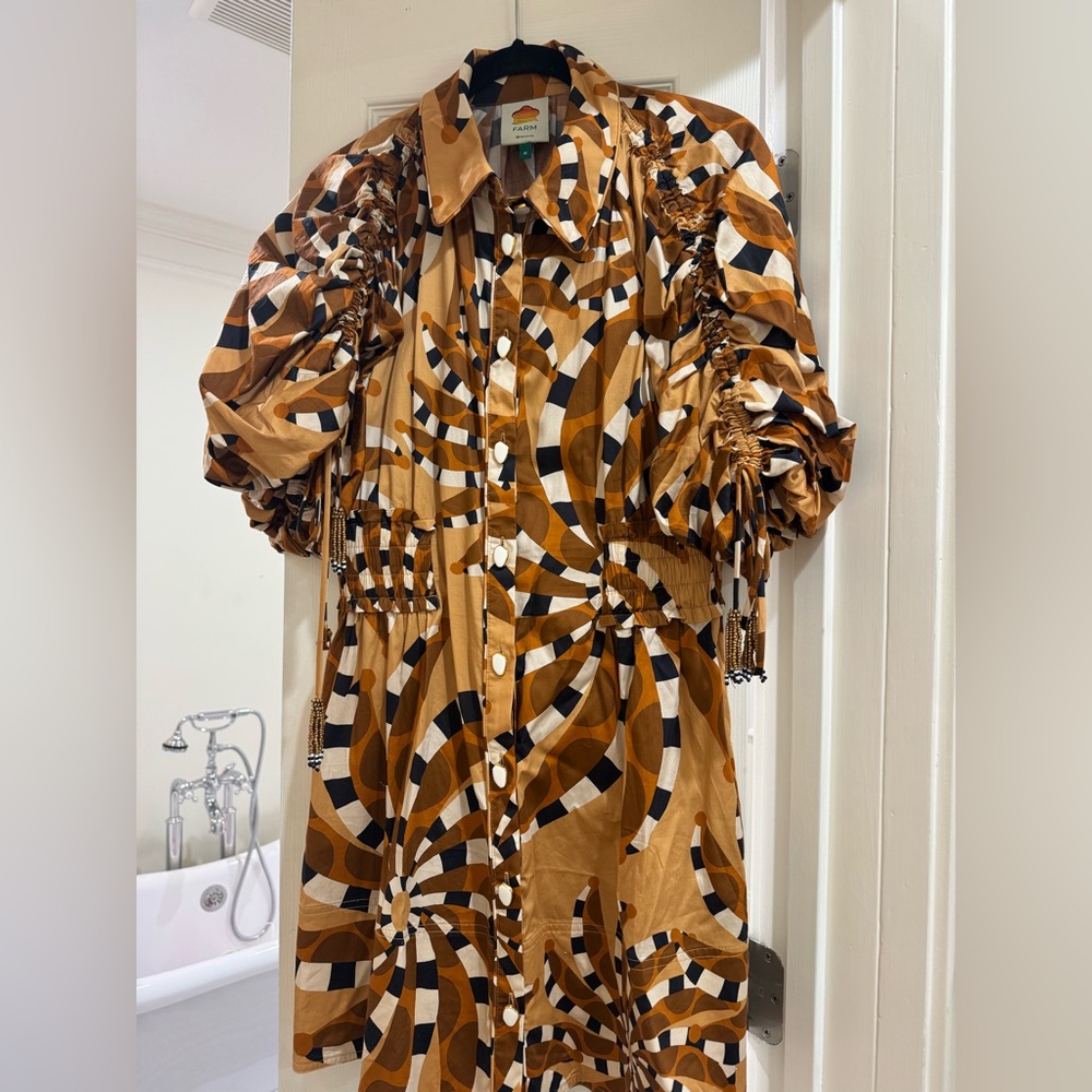 FARM Rio NEVER WORN Bananada Button-Down Mini Dress!